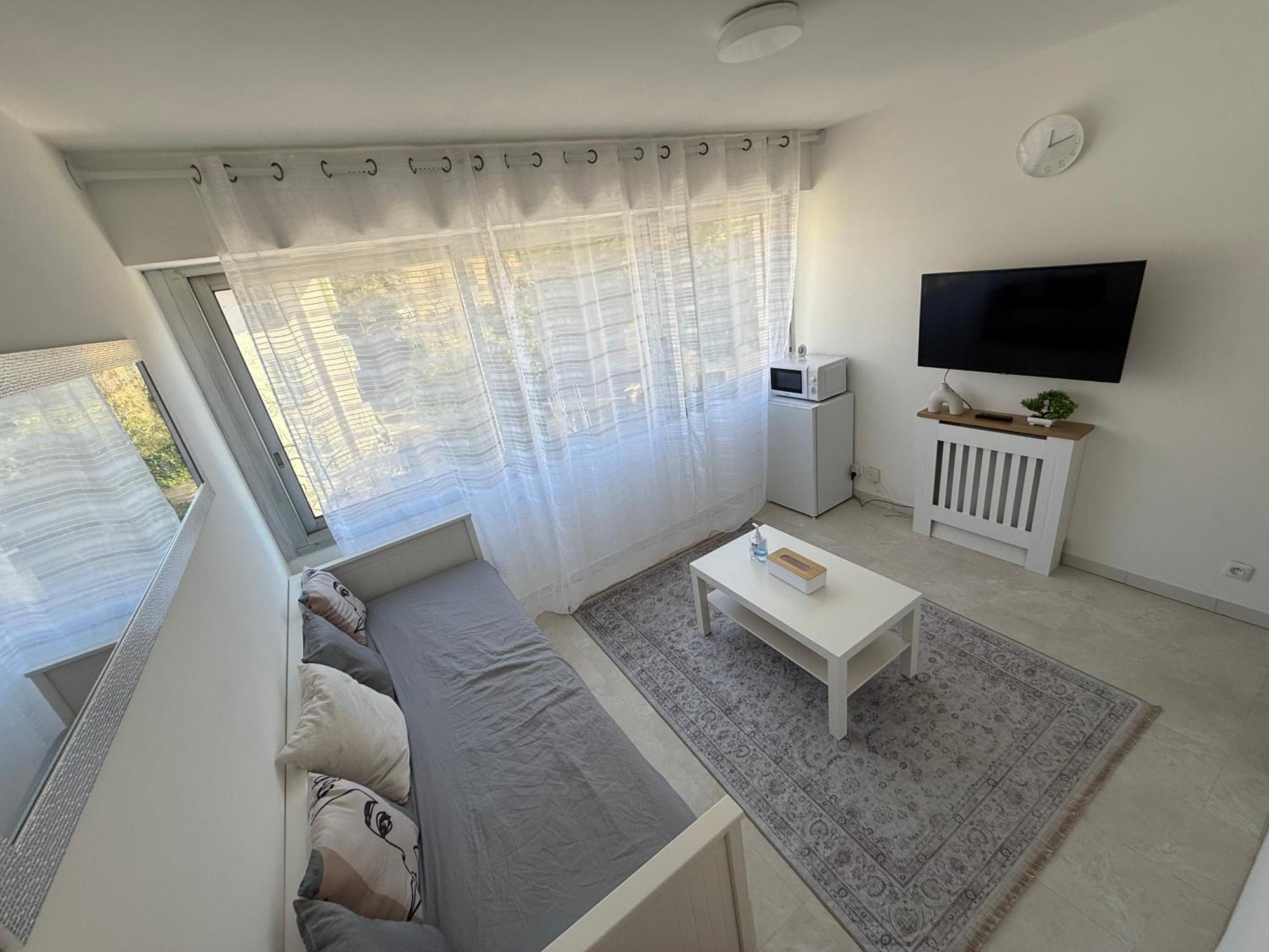 Cosy Entierement Equipe Nizza